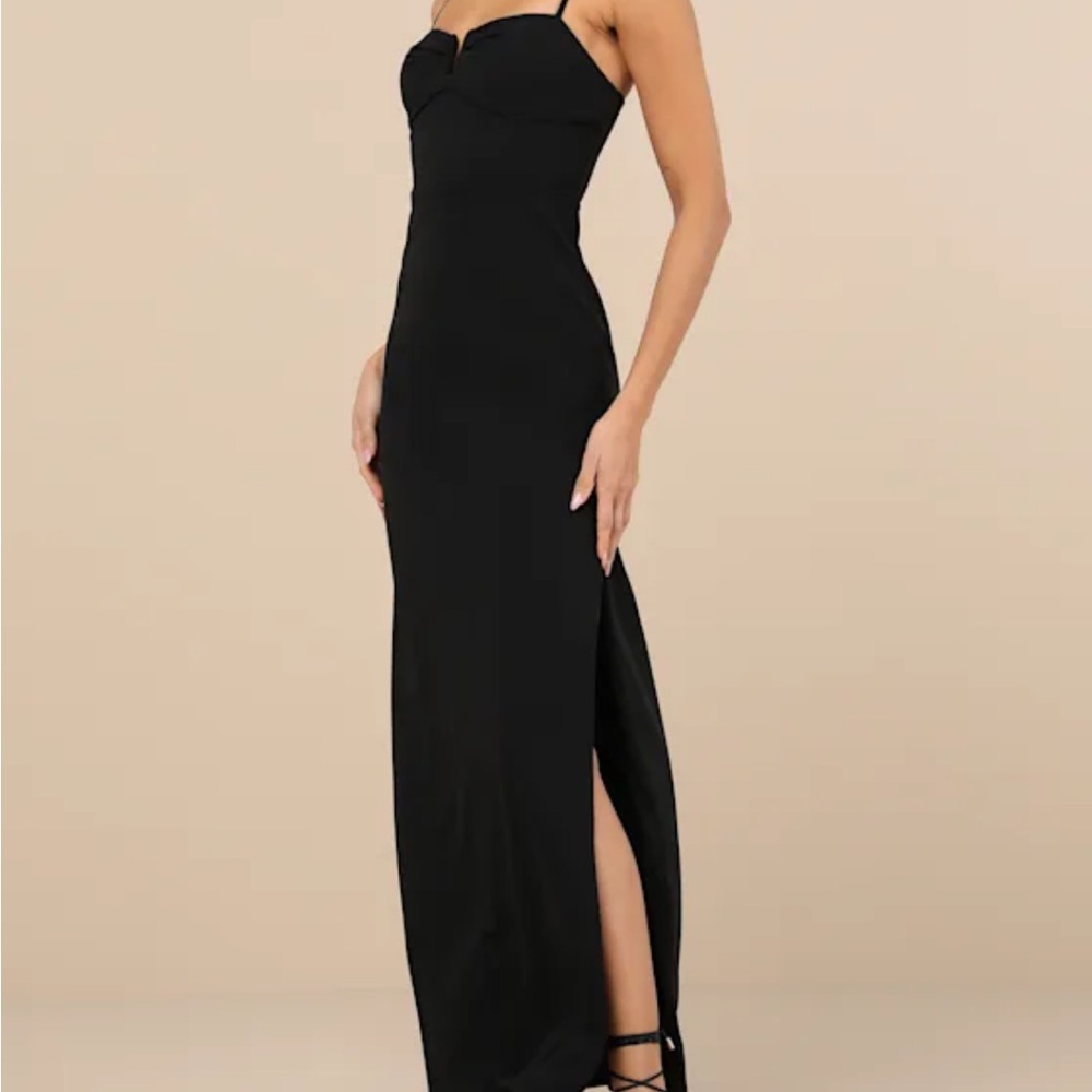 Lulu's Elegant Black Maxi Dress